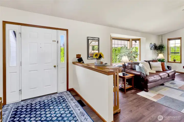 A gracious foyer that welcomes your guests invites you in!