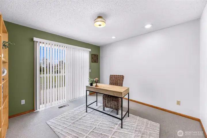 Office/Flex space could easily be converted to additional bedroom