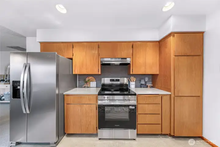 New backsplash, flooring, counters and lighting