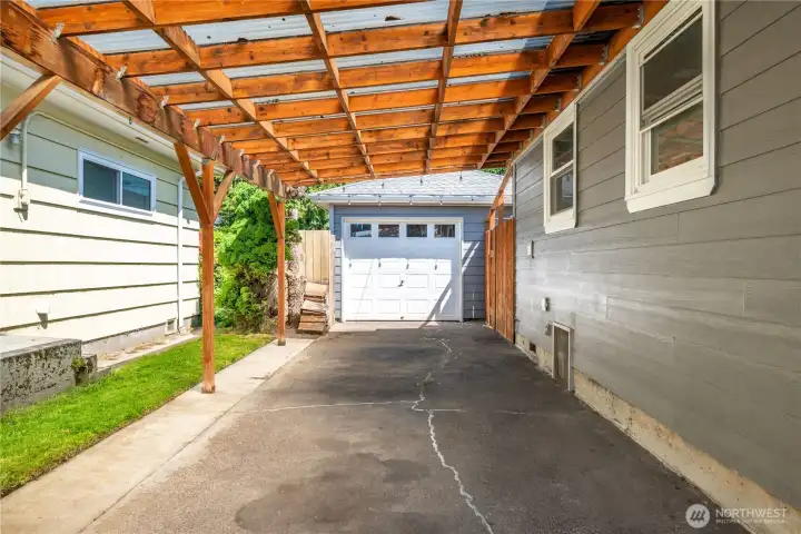 Carport