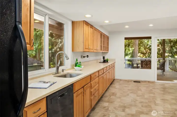 Plenty of storage for cookware and essentials.