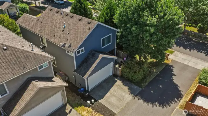 The extra space on the side of this end-of-street lot provides a buffer from nearby homes on that side.