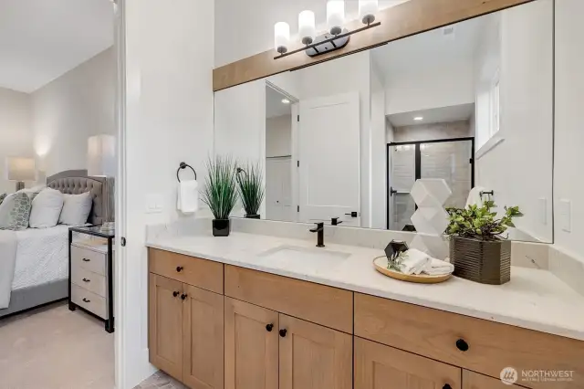 Main Floor Suite Bathroom