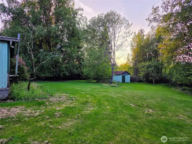 Beautiful lawn that wraps around the home.