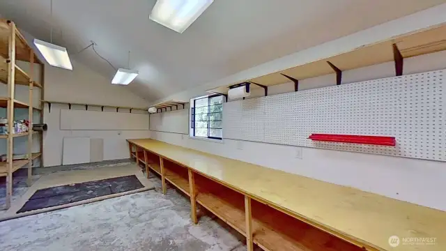 Garage shop space
