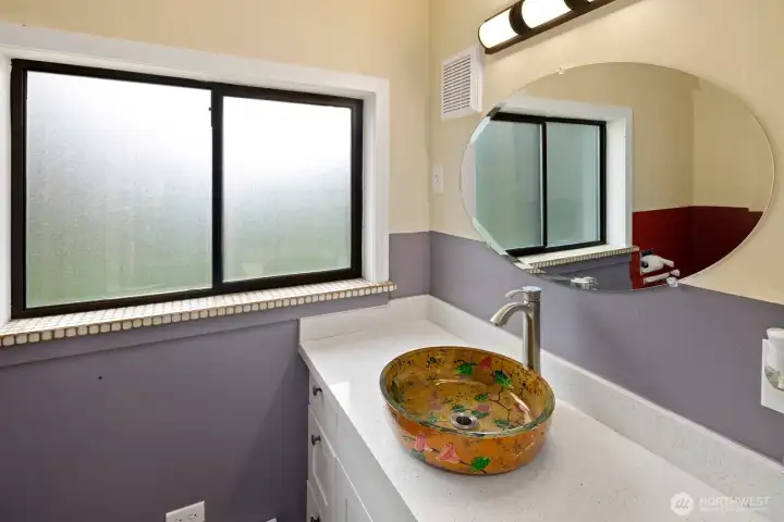 10006 Full Bath