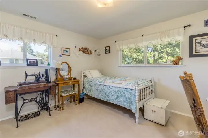 Second bedroom