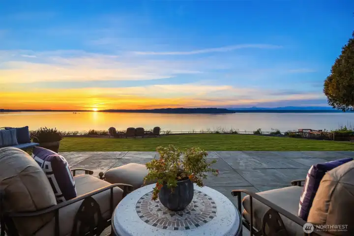 Enjoy the, serenity of waterfront living in this one-of-a-kind waterfront estate featuring panoramic Sound and mountain views, a private beach and resort-style amenities.