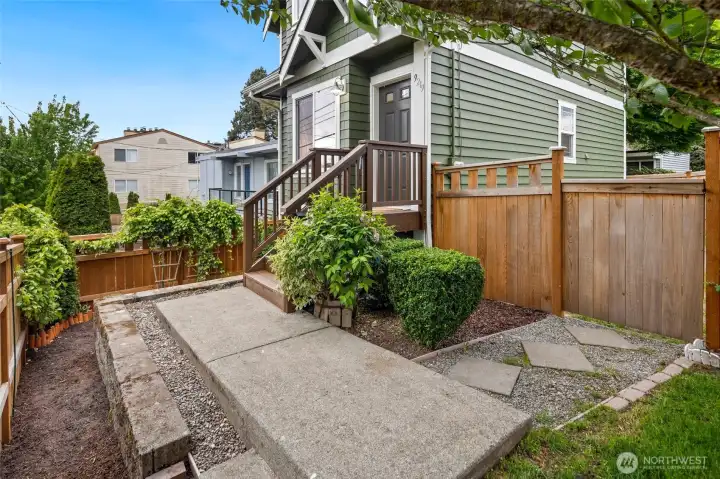 Fully fenced and gated front yard entry. Nice for privacy and additional green space.