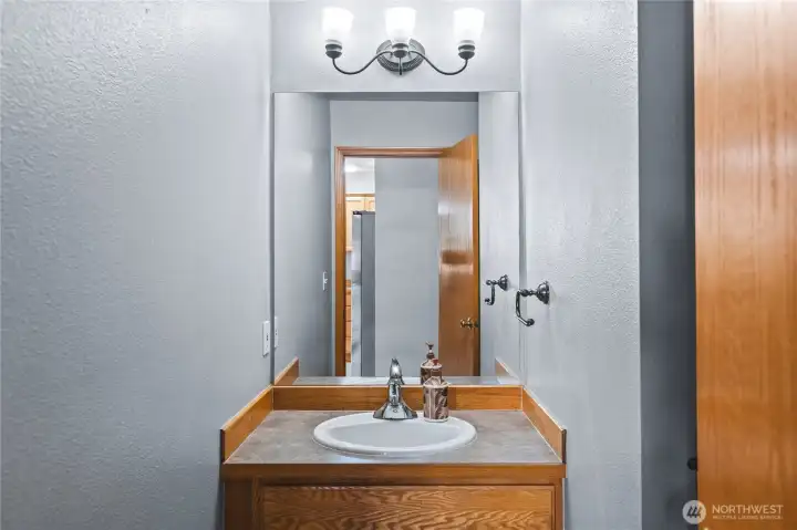 Guest Half Bath