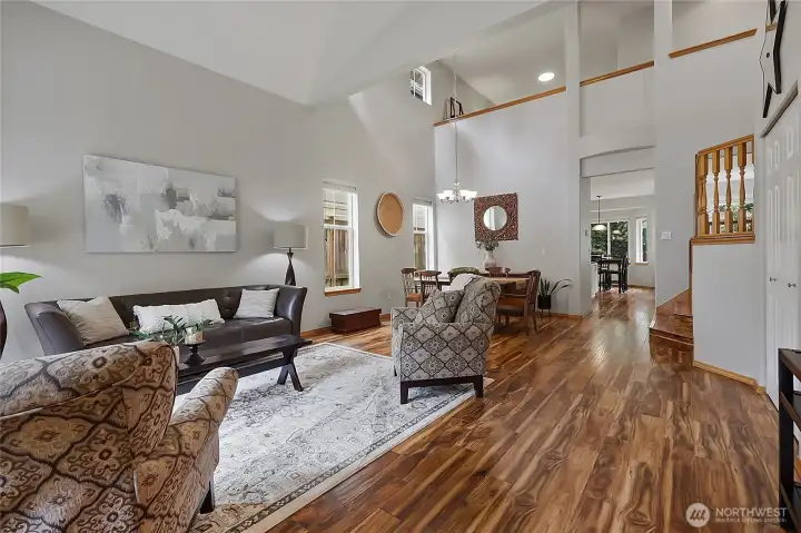 This versatile great room design maximizes natural light and flow. Perfect for modern living, the integrated spaces allow for effortless transitions between quiet relaxation and large-scale entertaining. This versatile great room design maximizes natural light and flow. Perfect for modern living, the integrated spaces allow for effortless transitions between quiet relaxation and large-scale entertaining.