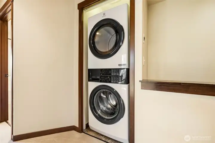 Laundry on Top Floor Laundry on Top Floor