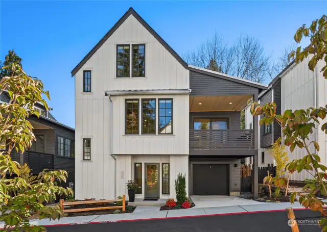 Experience Thornton Creek Commons, an artfully crafted new community of 9 high performance homes clustered in NE Seattle, a 3 block stroll to neighborhood amenities!