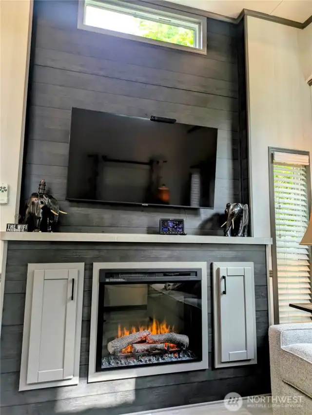 Entertainment and Fireplace