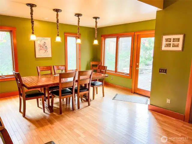 beautiful hardwood flooring, all original