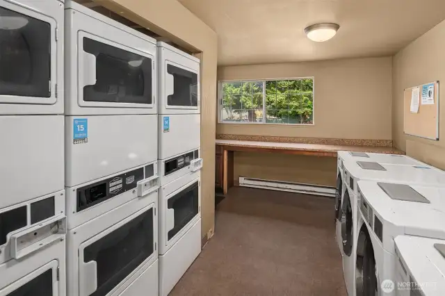 Laundry center