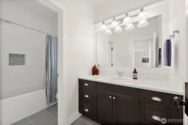 Second Bathroom, Between Two Secondary Bedrooms.