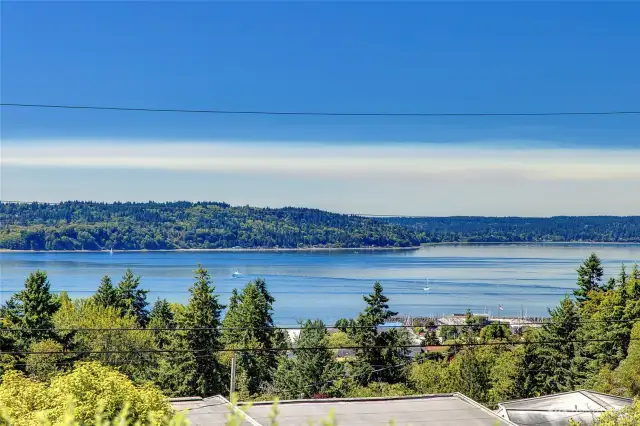 ~on a clear day the Olympic Mountains are in your view