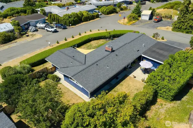 ~fabulous corner lot 11,236 square feet