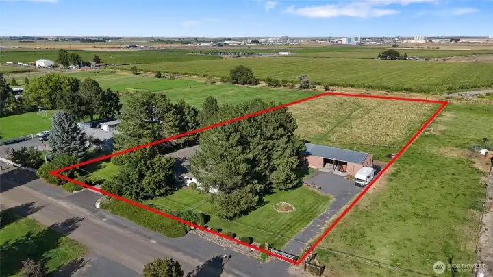 Around 2 acres of Pasture with a manual wheel line. Have Livestock? Bring them here!