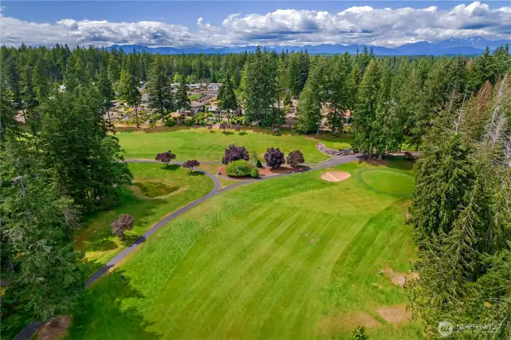9 hole golf course