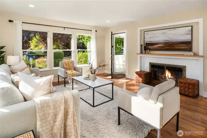 This very spacious living room has plenty of room for multiple furniture arrangements.