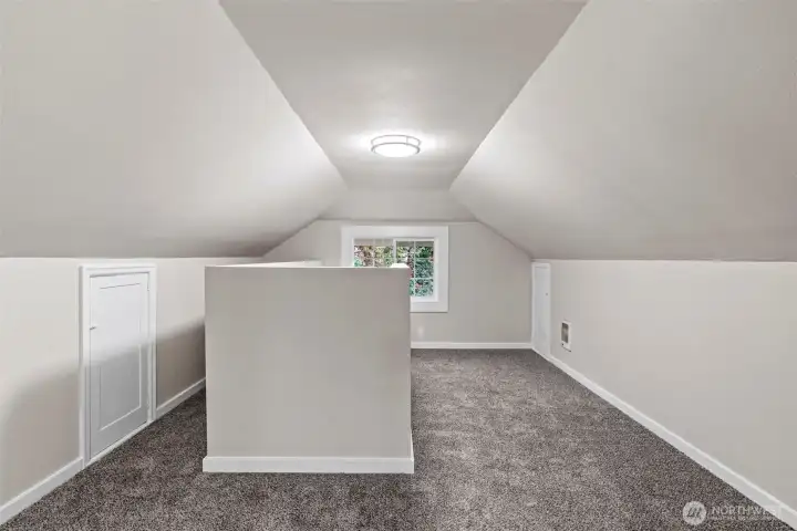 Up stairs loft
