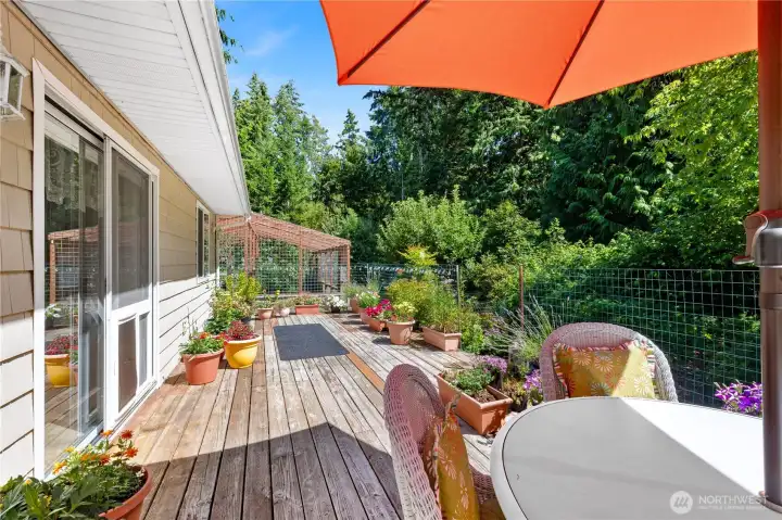 Enjoy the sunny deck off the Dining area.