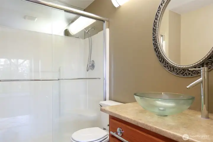 Downstairs full bathroom