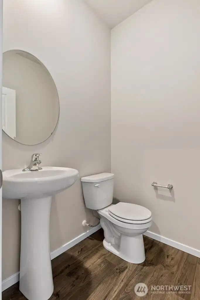 Pictures are for representational purposes only. Materials and colors may vary,