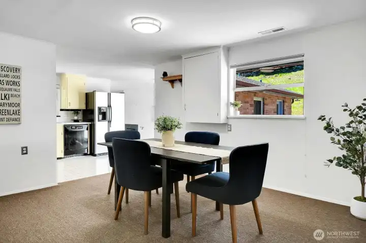 Entertaining sized formal Dining Room has space for those large gatherings and celebrations!