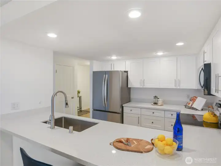 Beautiful quartz slab countertops