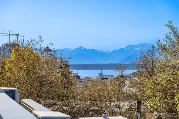 Photo of similar home, 1719