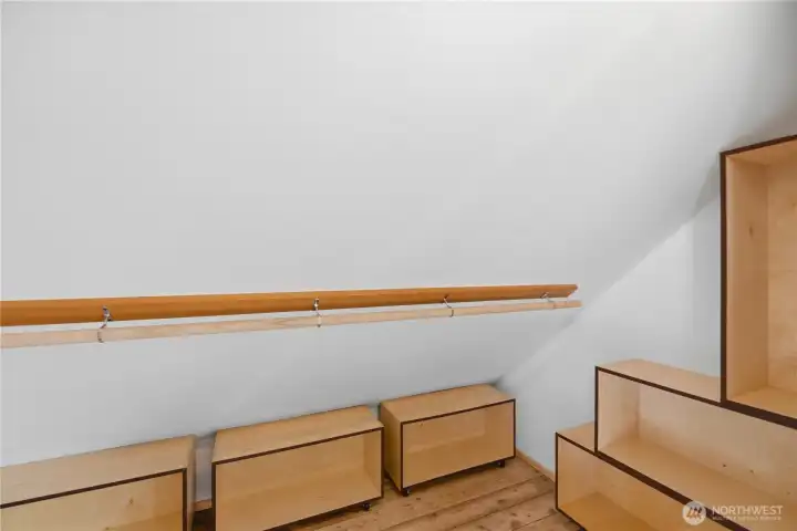 Upper unit walk in closet