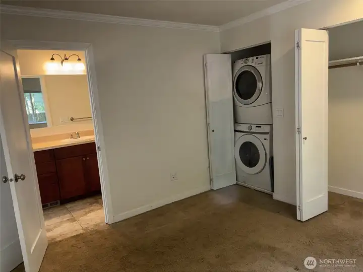 Full size Washer/dryer stacked, and full bath for convenience. Full size Washer/dryer stacked, and full bath for convenience.