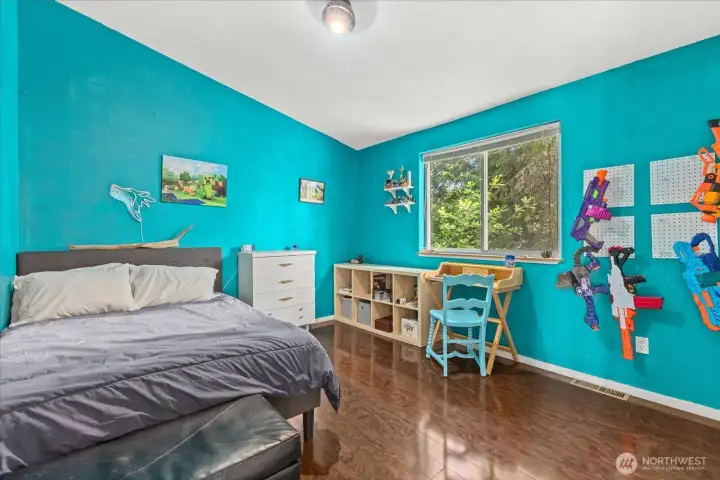 2nd floor - 2nd bedroom