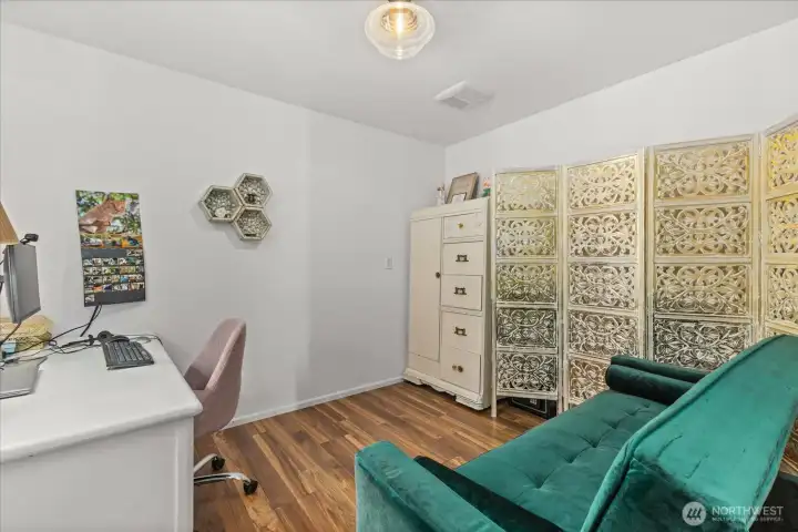floor 1 - office/den