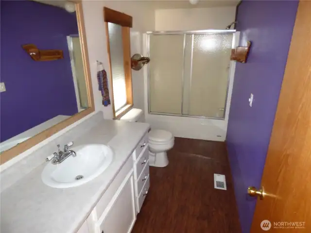 Bathroom 2