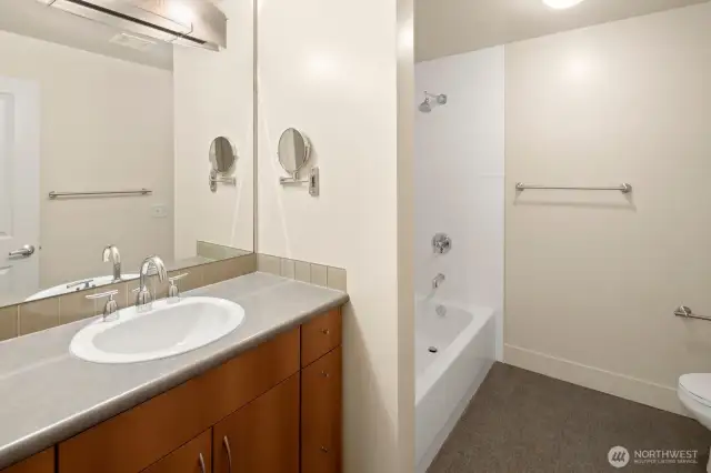 Large bathroom - with additional linen closet just outside the bathroom