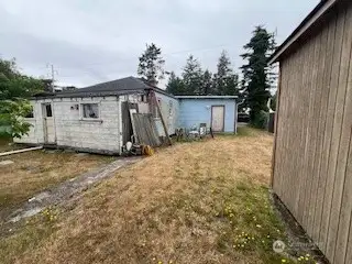 Rear of home facing West 2