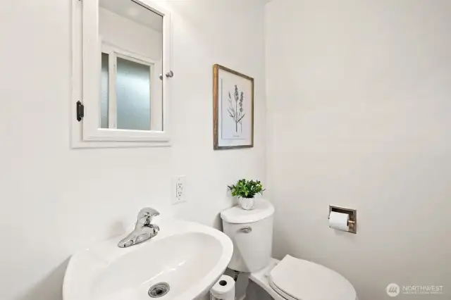 1/2 Bath