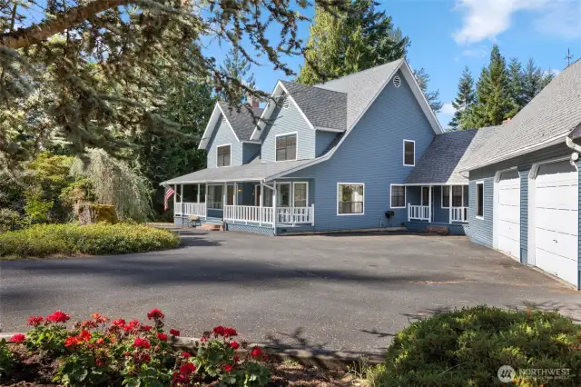Expansive paved approach for RV parking and more!