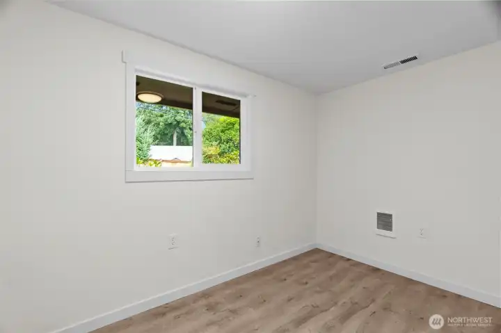 Office/Bonus Room
