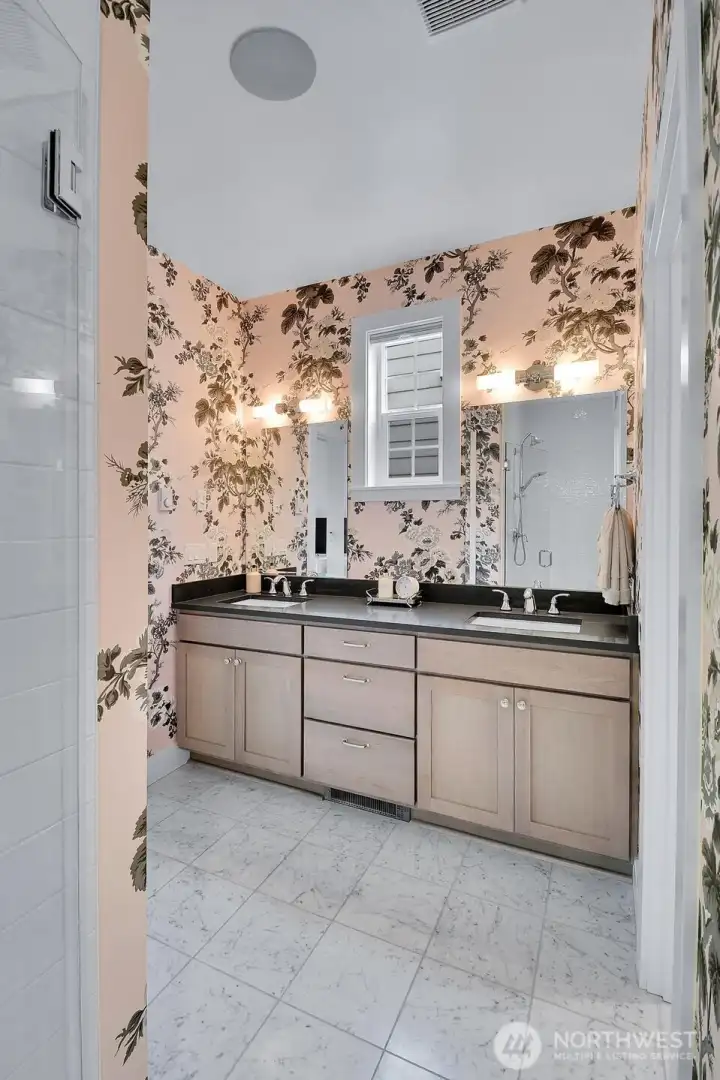 Just the right pop of color to start your day with.