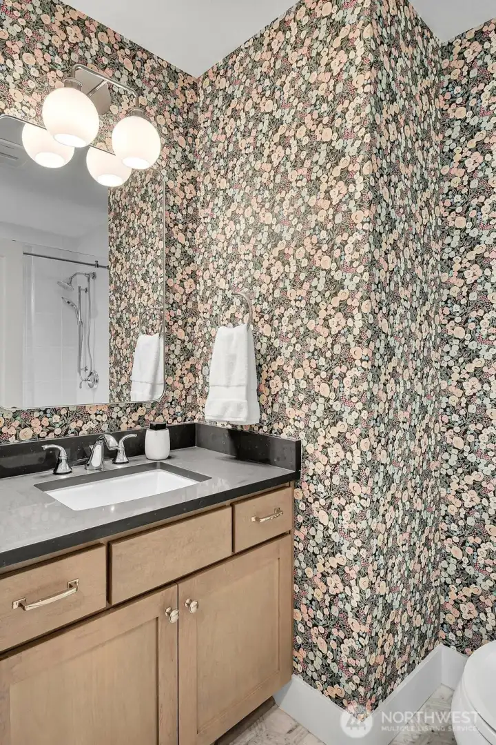 These wall papers will make you smile:)