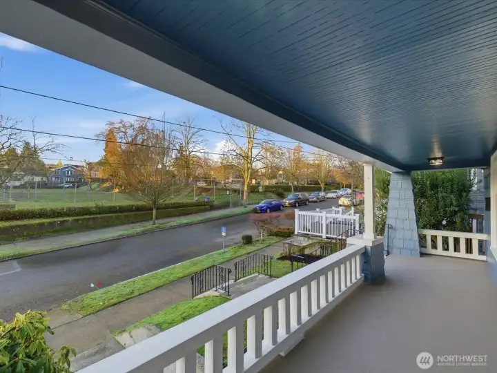 Fresh paint inside and out!