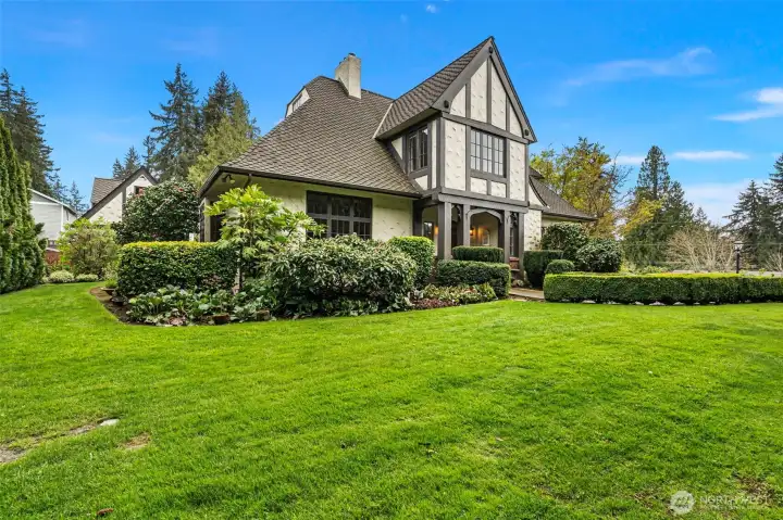 Seize the chance to live the storybook life you’ve imagined.