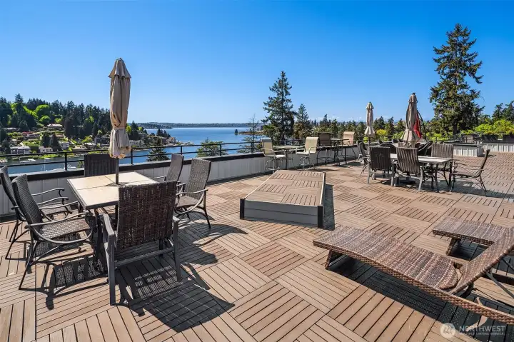 Community Rooftop Deck
