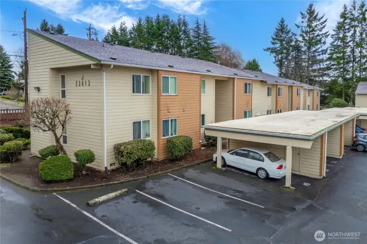 Valley High Condominium-J202