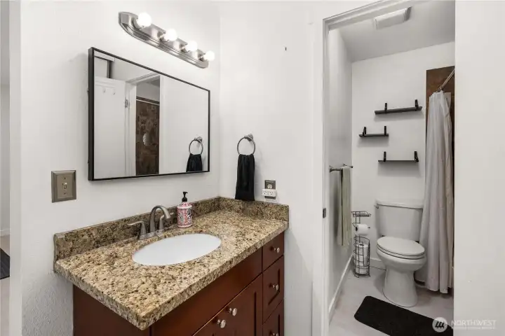 Full Master Bathroom.